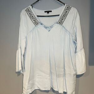 SIGNATURE STUDIO Boho Peasant Top Women's Medium Relaxed Fit Coastal Bell Sleeve